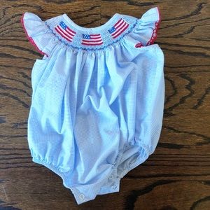 USA smocked bubble